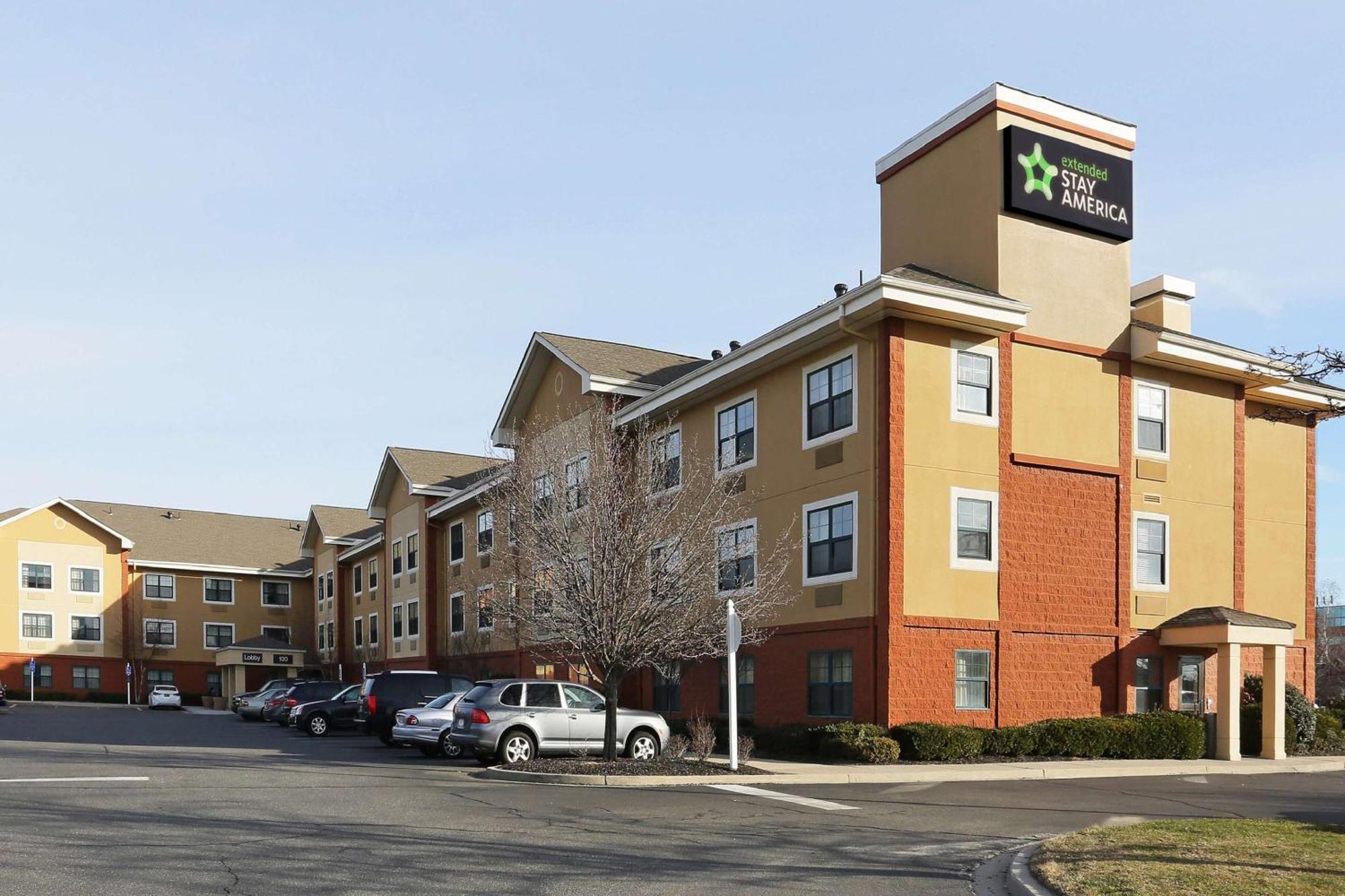 Extended Stay America Suites - Long Island - Мелвилл Экстерьер фото